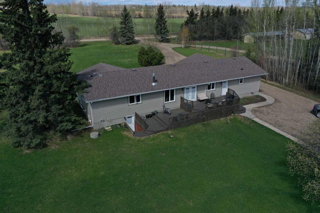 Photo of 460011A Range Road 72, Rural Wetaskiwin No. 10, County of, AB T0C 0A0 (MLS # A2313702)