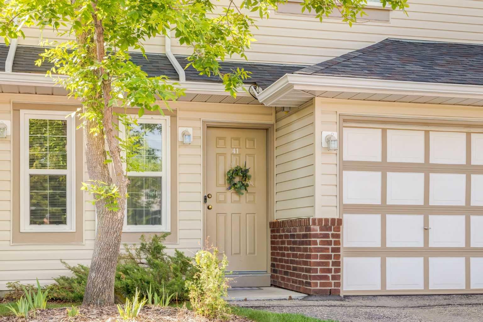 41 Harvest Glen Heights NE