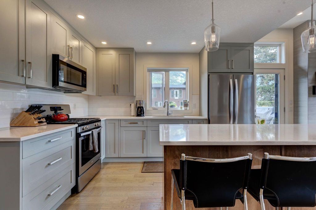 Photo of 1401 1st Avenue #1, Canmore, AB T1W 1M6 (MLS # A2292318)