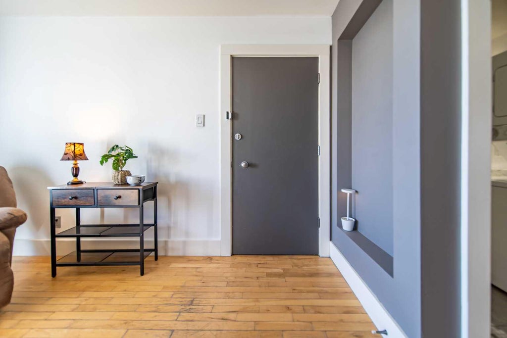 Photo of 1530 26 Avenue SW #6, Calgary, AB T2T 1C5 (MLS # A2349191)