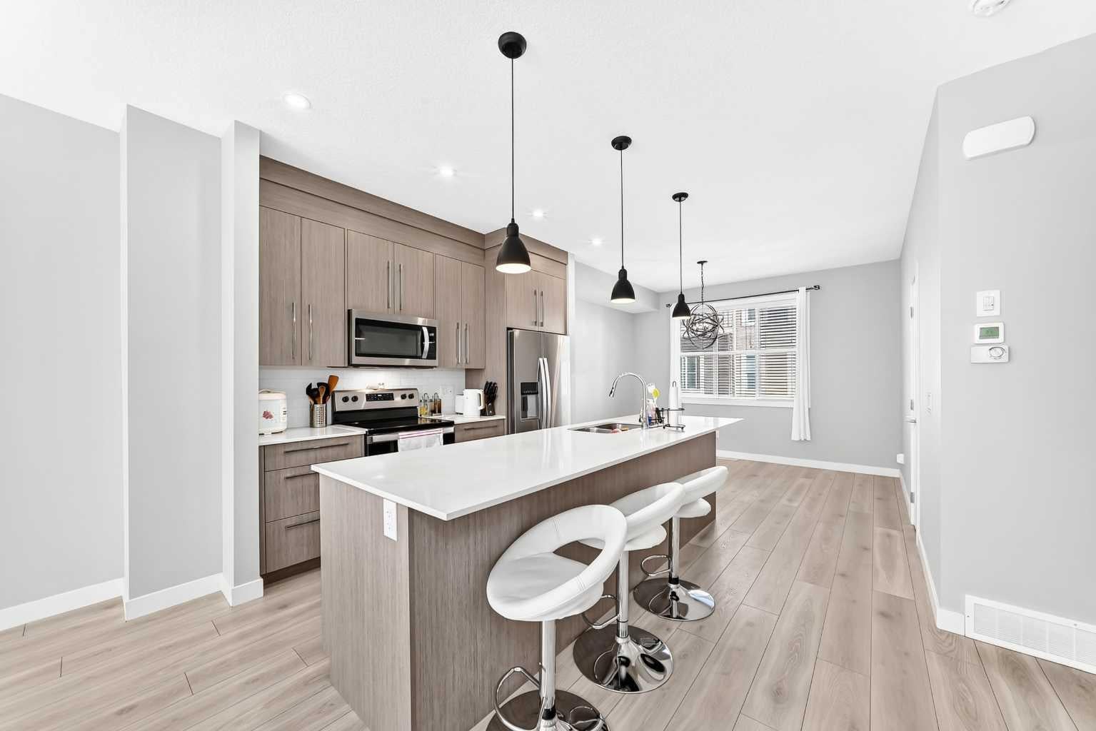 72 Cornerstone Manor NE 304