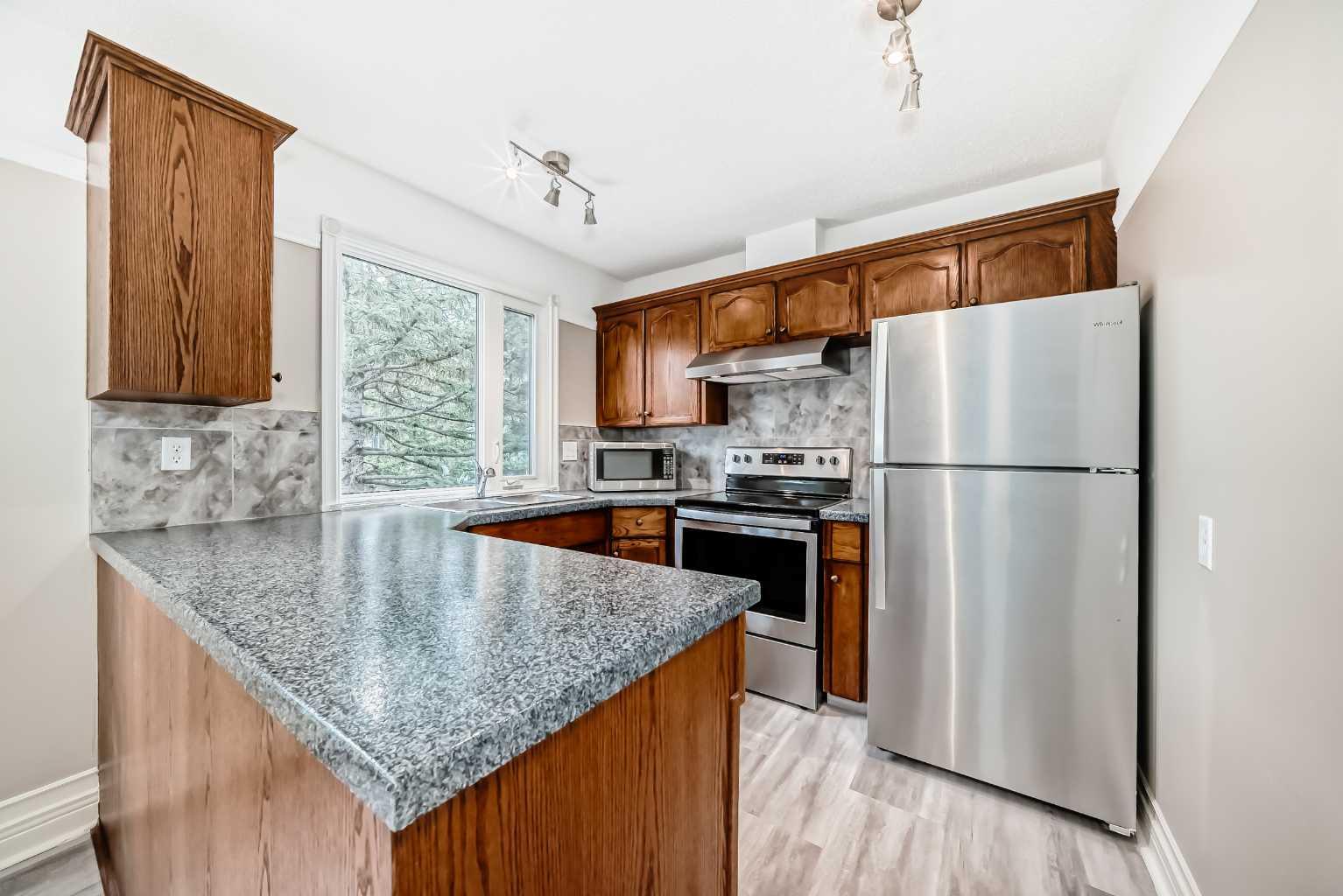 10030 Oakmoor Way SW 5