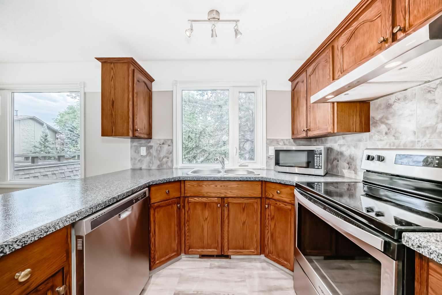 10030 Oakmoor Way SW 5