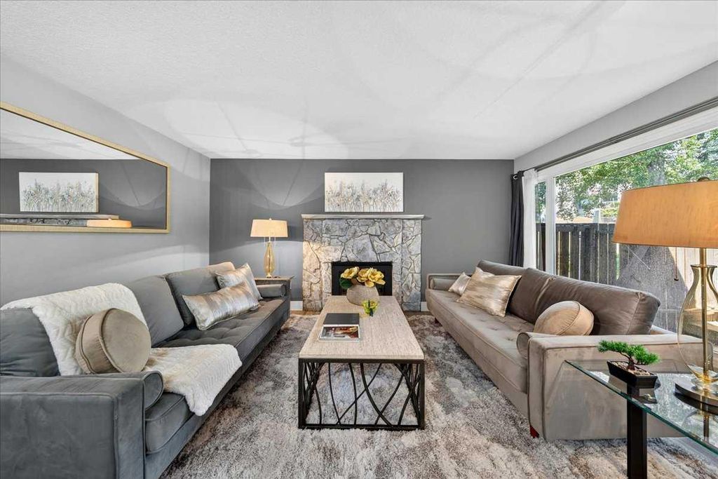 Photo of 78 Glamis Green SW #166, Calgary, AB T3E 6V1 (MLS # A2324505)