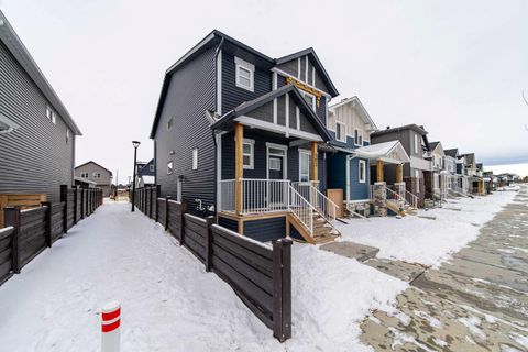193 Union Avenue SE Calgary AB T3M 3E8