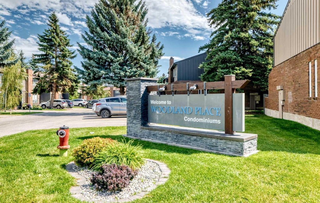 Photo of 9908 Bonaventure Drive SE #34, Calgary, AB T2J 5E3 (MLS # A2333760)