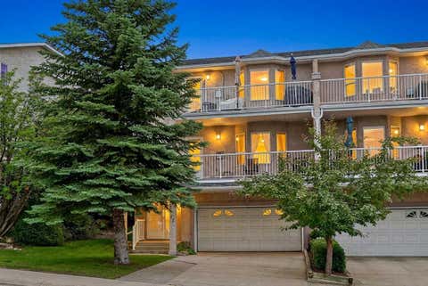 Photo of 72 Sierra Morena Green SW, Calgary, AB T3H 3E5 (MLS # A2329732)