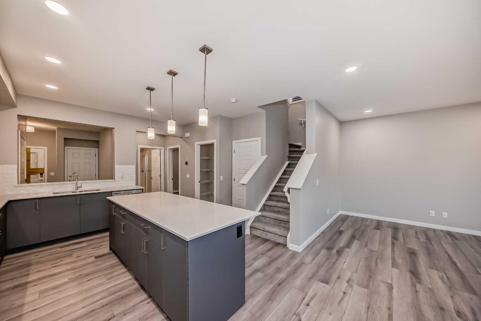297 Homestead Crescent NE