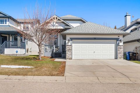 Photo of 114 Rocky Ridge Green NW, Calgary, AB T3G 4R6 (MLS # A2304229)