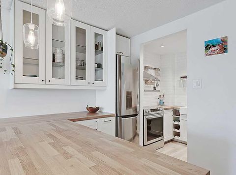 Tiny photo for 332 Cedar Crescent SW #302, Calgary, AB T3C 2Y8 (MLS # A2295820)