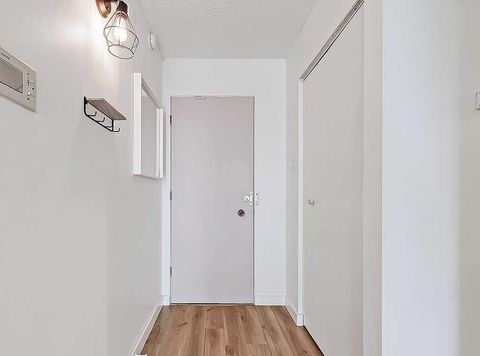 Tiny photo for 332 Cedar Crescent SW #302, Calgary, AB T3C 2Y8 (MLS # A2295820)