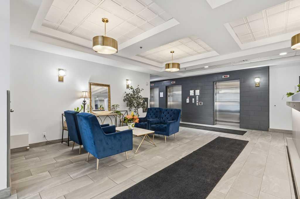 1111 6 Avenue SW 1008
