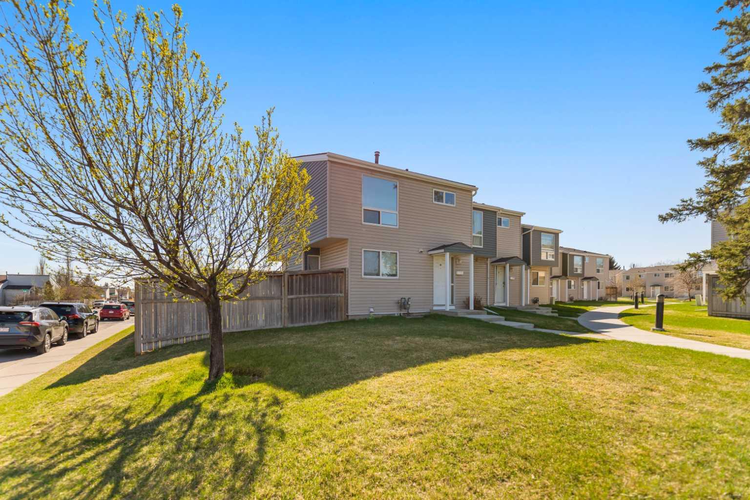 5425 Pensacola Crescent SE 10