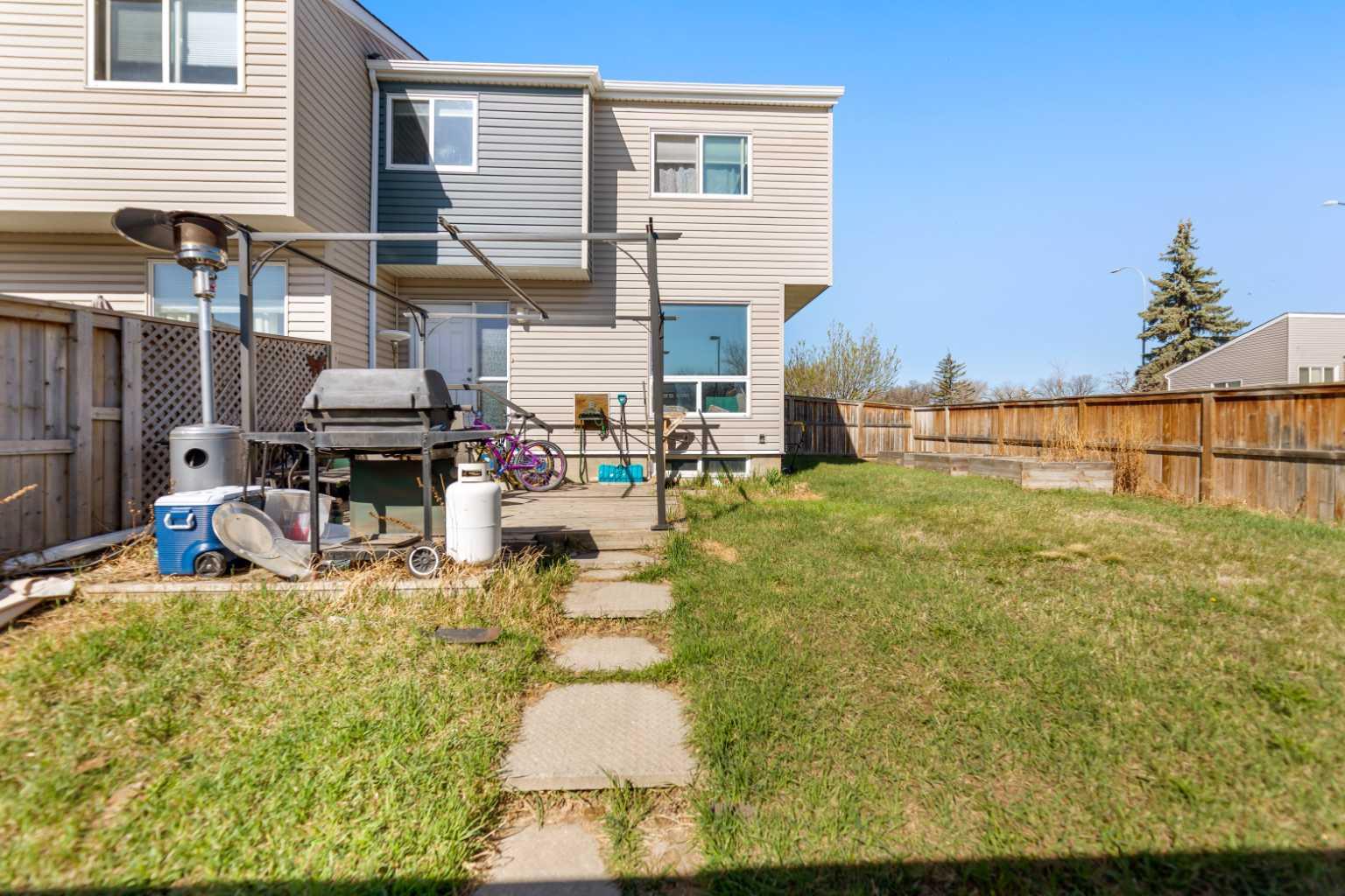 5425 Pensacola Crescent SE 10