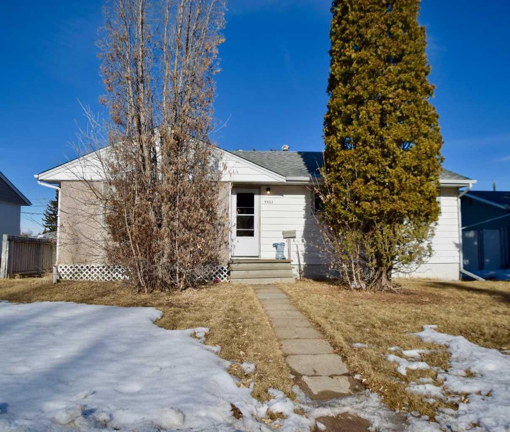 Photo of 5532 35 Street, Red Deer, AB T4N 0S4 (MLS # A2287172)