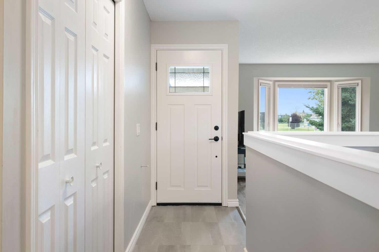 5259 Rundleview Road NE