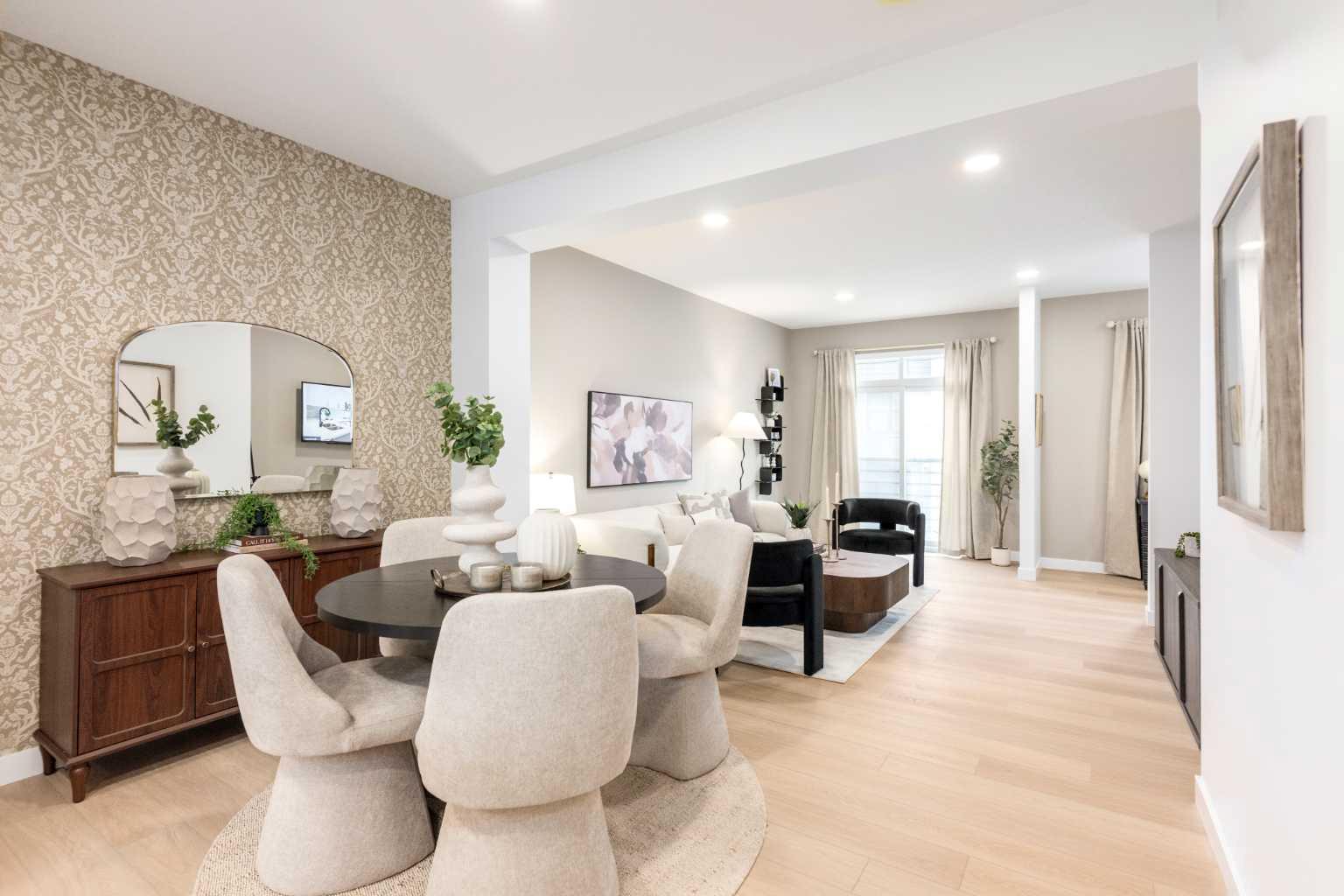 30 Rochester View NW 103