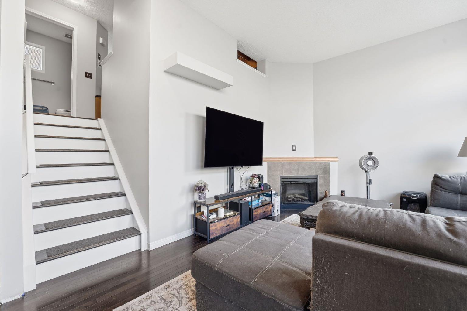 168 copperfield Court SE