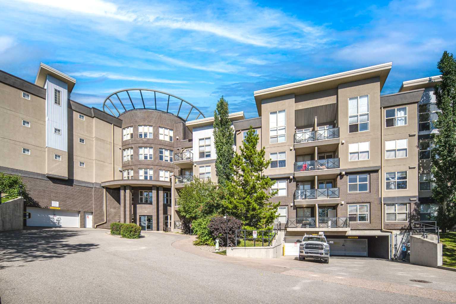 88 Arbour Lake Road NW 203