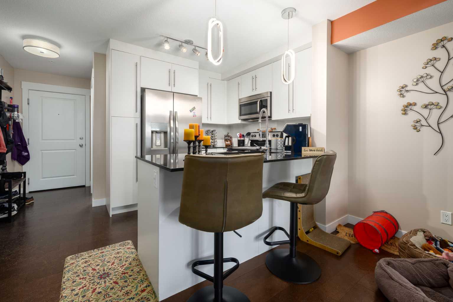 11 Mahogany Row SE 2105