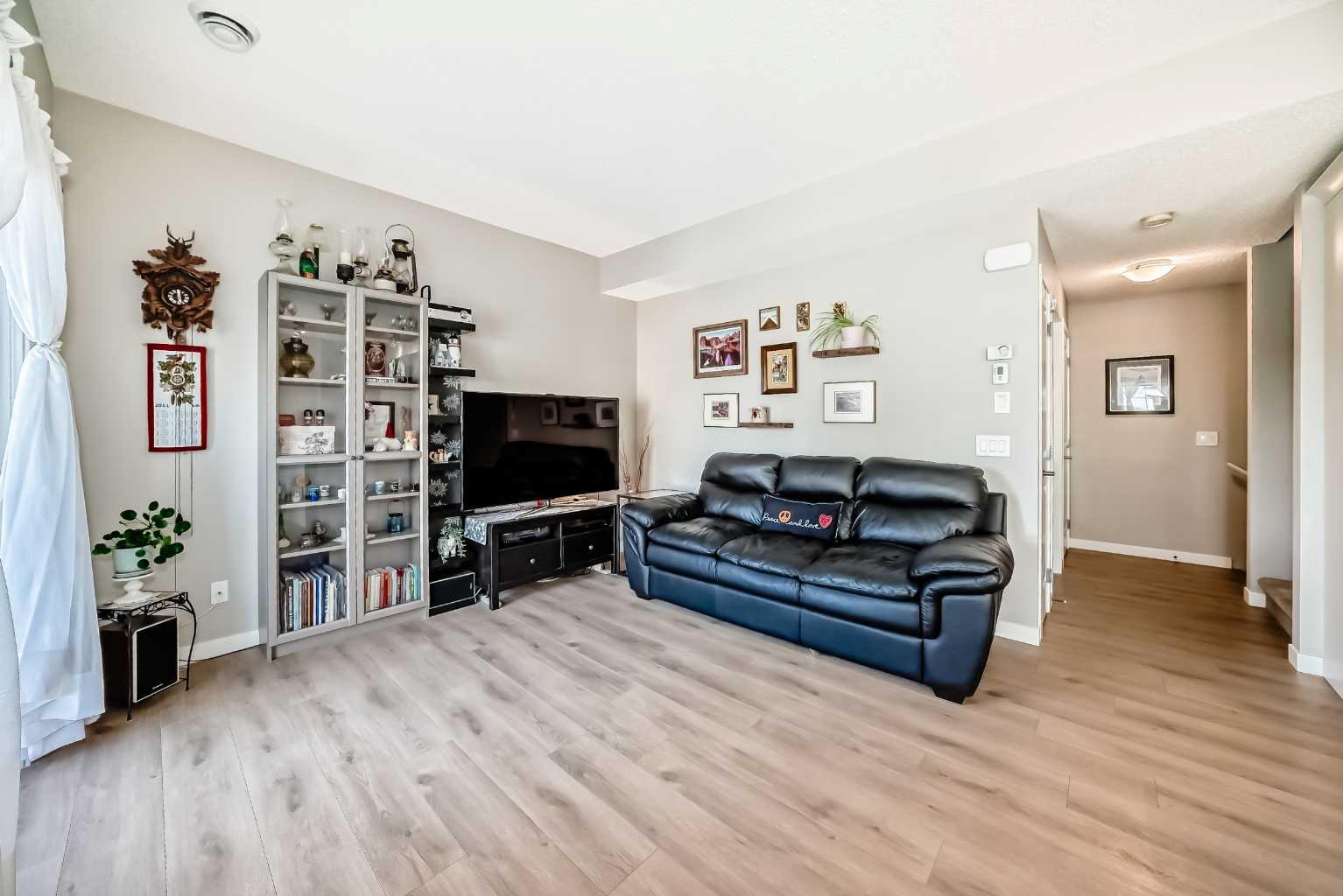 250 Fireside View 803