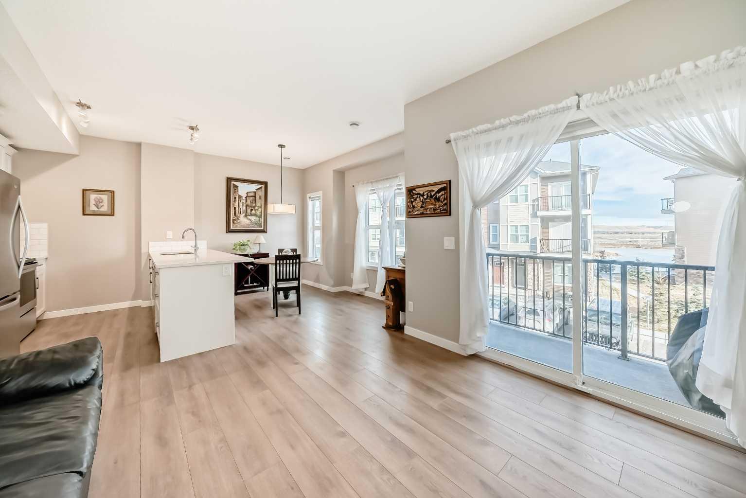 250 Fireside View 803