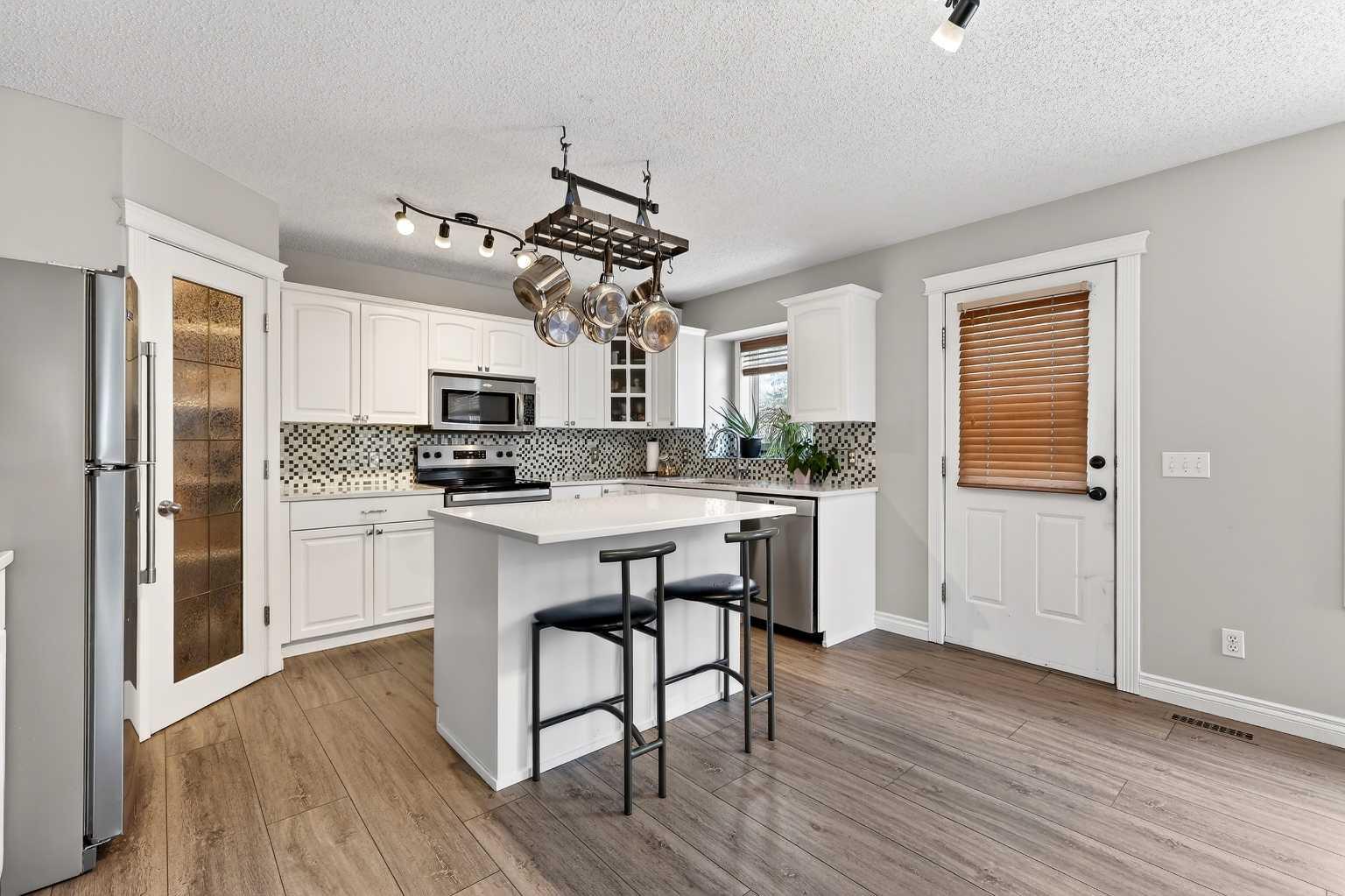 125 Crystalridge Drive