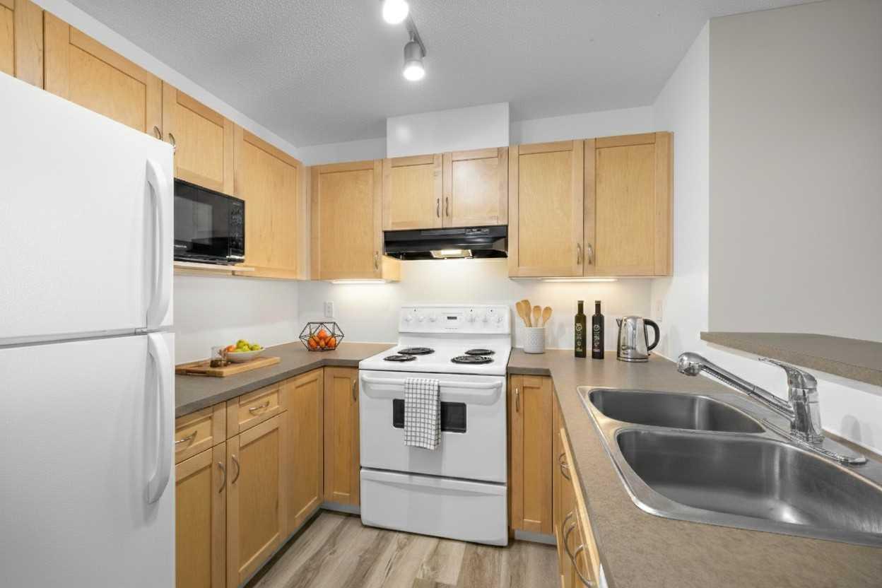 70 Panamount Drive NW 2205