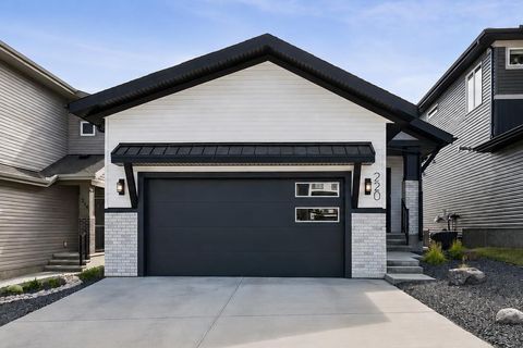 Photo of 220 Precedence View, Cochrane, AB T4C 2W8 (MLS # A2309992)