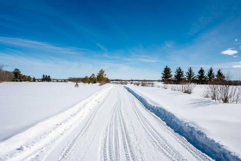 30339 Range Road 51 Rural Mountain View County AB T0M 0R0