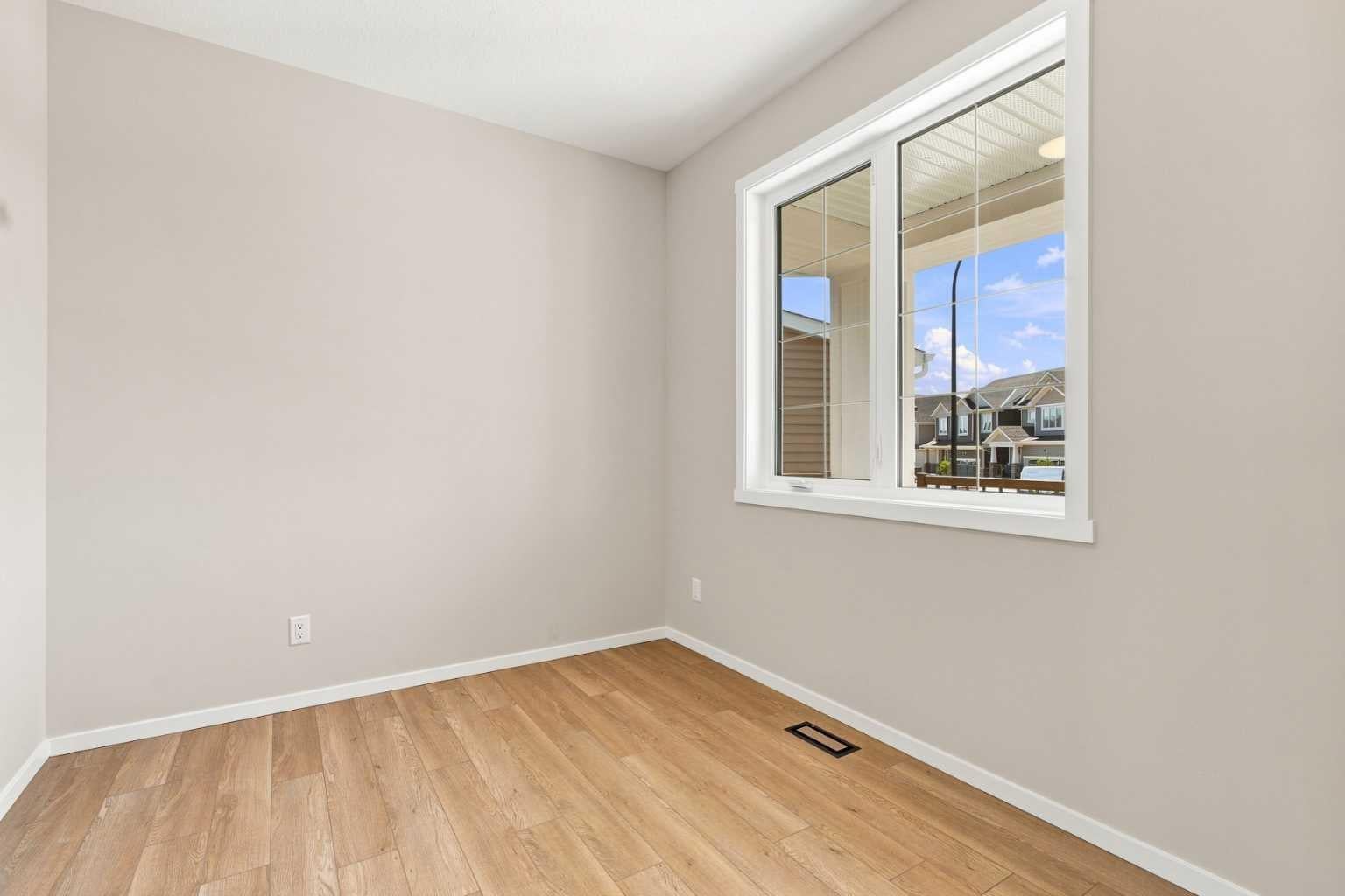 62 Cityline Common NE