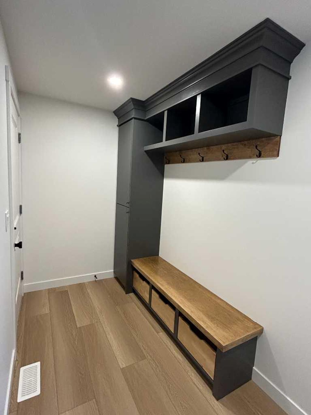 Photo of 4 Williams Avenue, Olds, AB T4H 0H1 (MLS # A2292439)