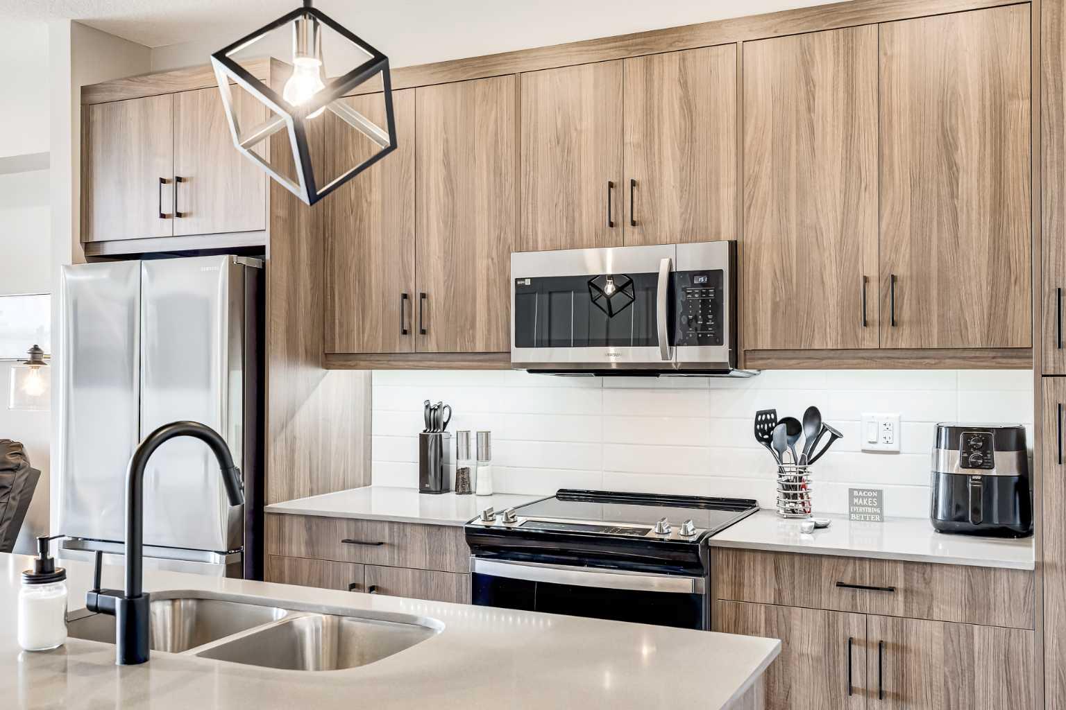 40 Sage Hill Walk NW 408