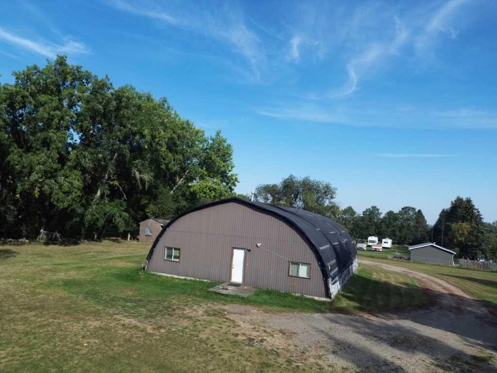 5801 Lakeshore Drive