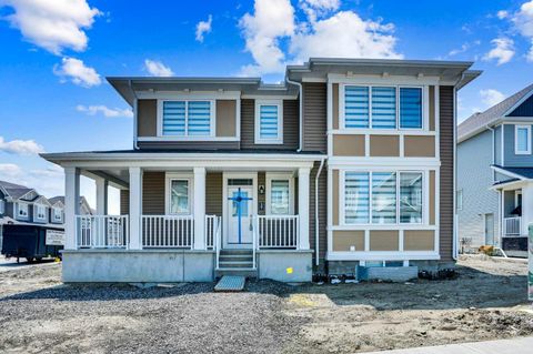 Photo of 131 Cityside View NE, Calgary, AB T3N 2N4 (MLS # A2268011)