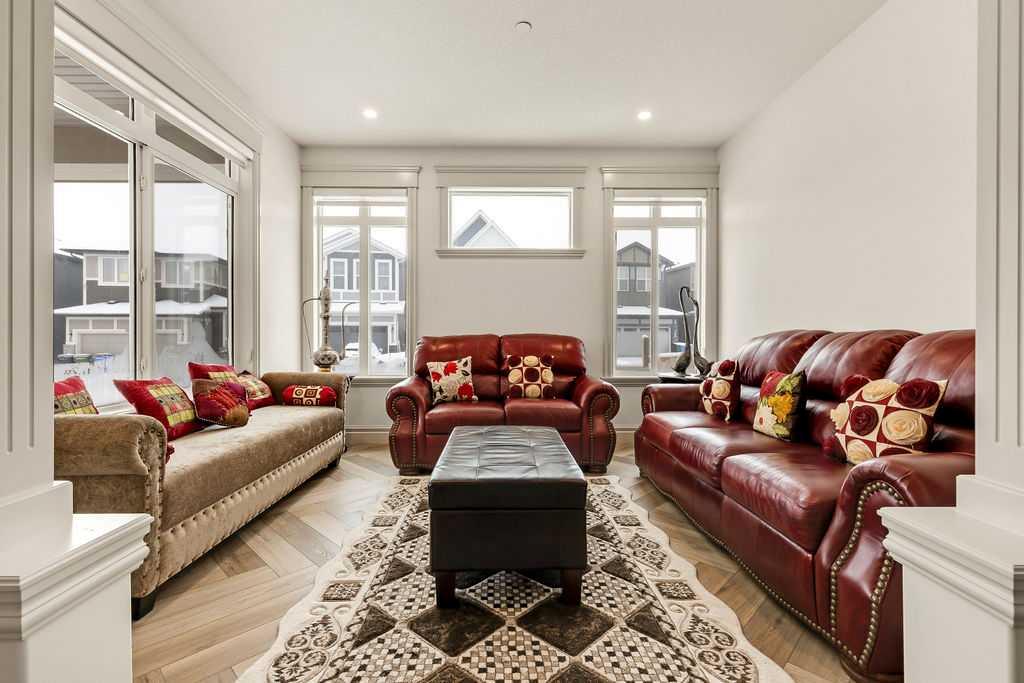 58 Lucas Cove NW