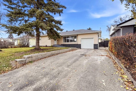 Photo of 5223 50 Street, Lacombe, AB T4L 1J1 (MLS # A2355557)