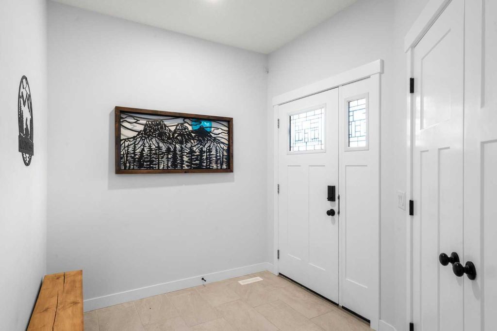 Photo of 99 Ridge View Close, Cochrane, AB T4C 0P8 (MLS # A2286614)