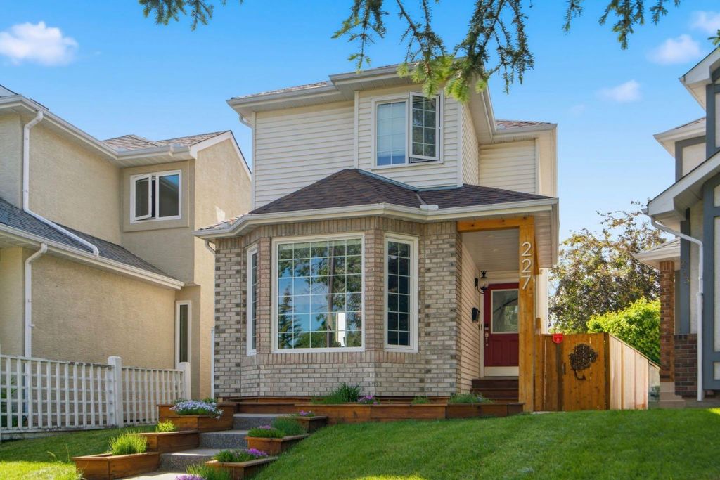 Photo of 227 Coachway Road SW, Calgary, AB T3H 1B2 (MLS # A2324913)
