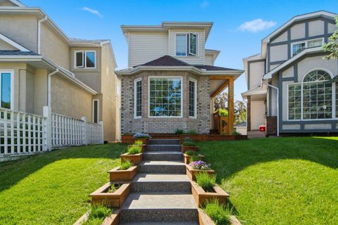 Photo of 227 Coachway Road SW, Calgary, AB T3H 1B2 (MLS # A2324913)