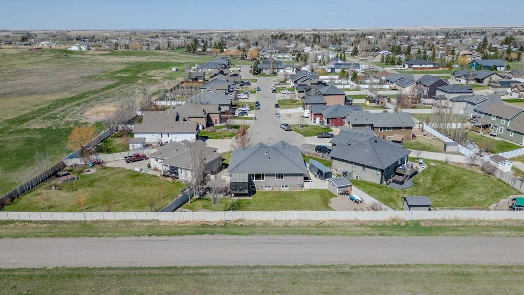 Photo of 397 S 250 W, Raymond, AB T0K 2S0 (MLS # A2304696)