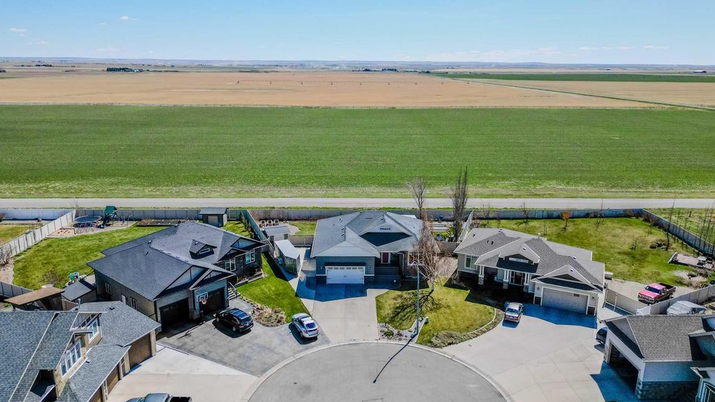 Photo of 397 S 250 W, Raymond, AB T0K 2S0 (MLS # A2304696)