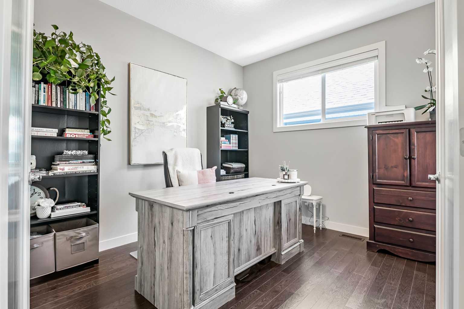 108 Mount Rae Heights