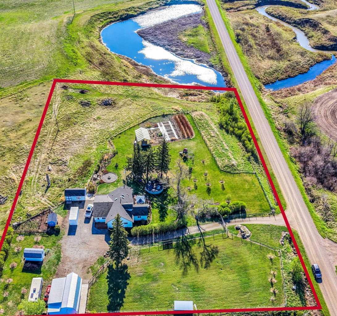 234016 Township Road 262