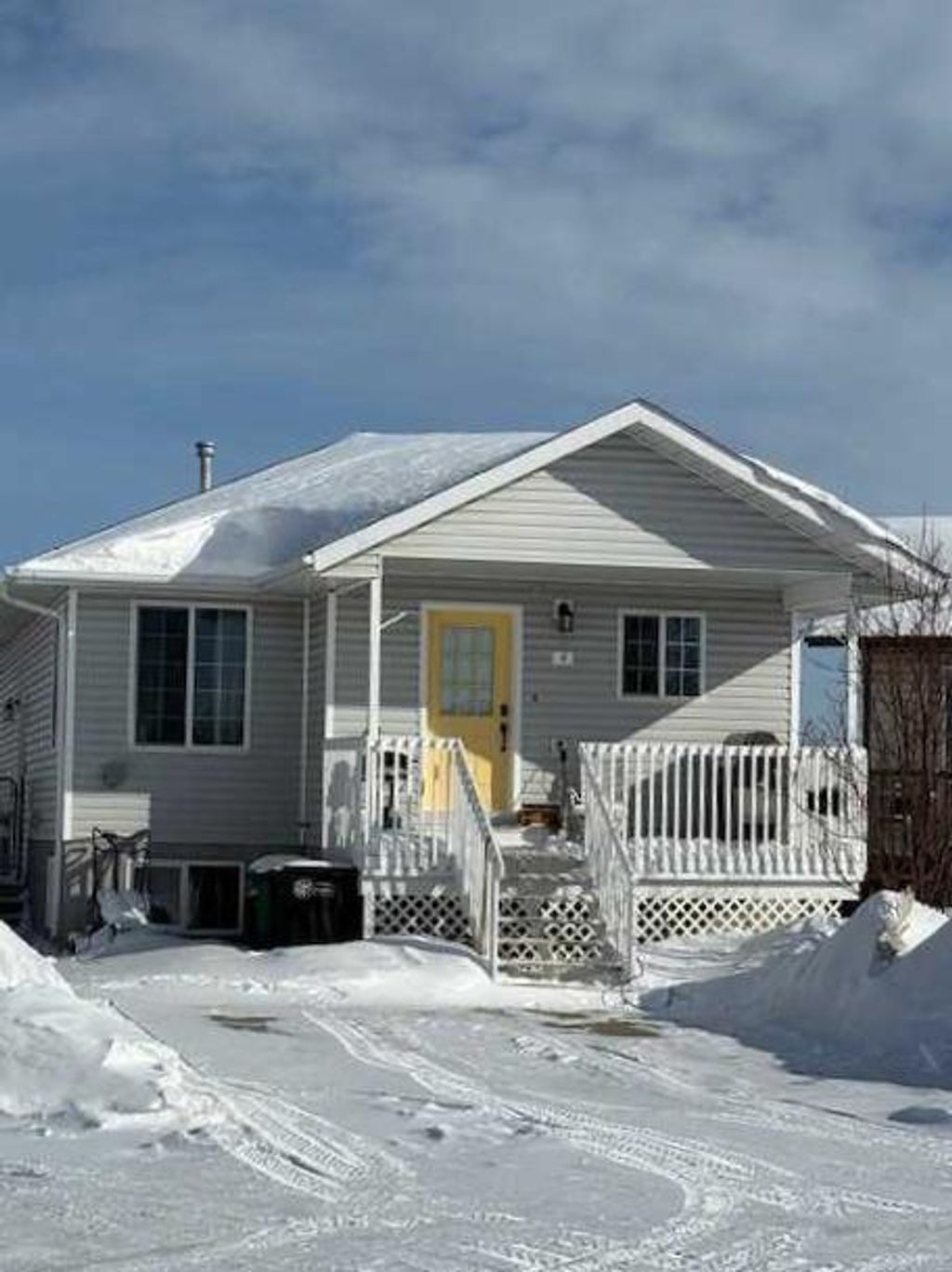 Photo of 4 Boyer Close, High Level, AB T0H 1Z0 (MLS # A2291312)