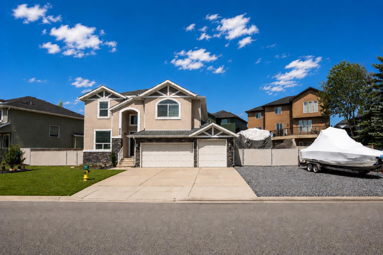184 Magenta Crescent