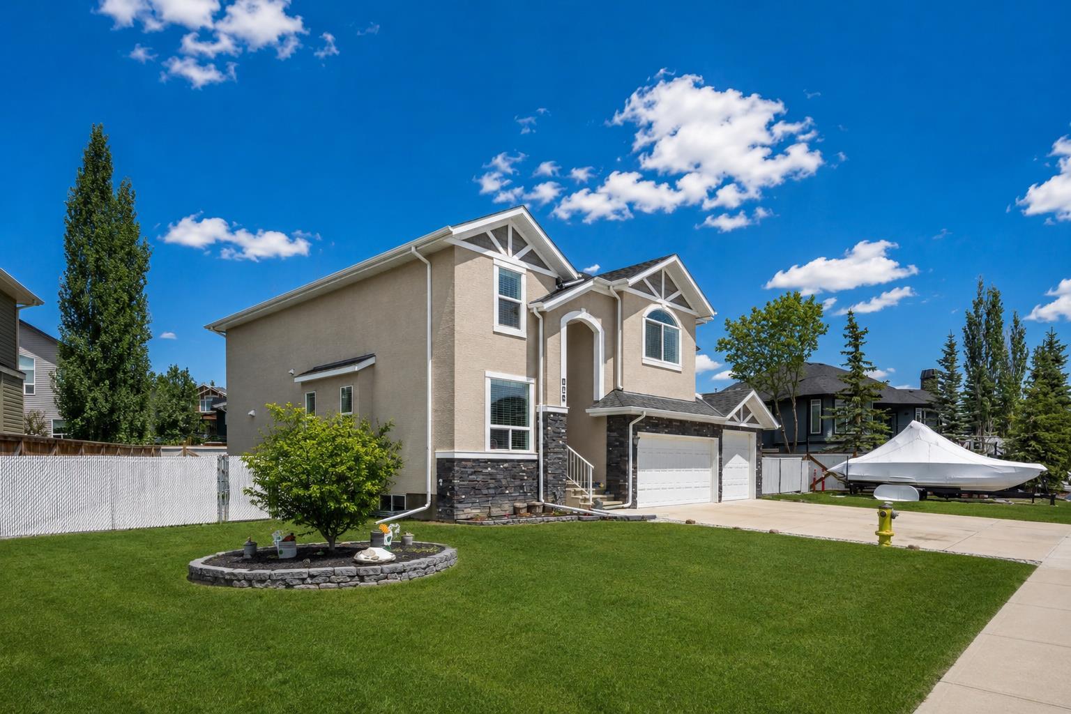 184 Magenta Crescent
