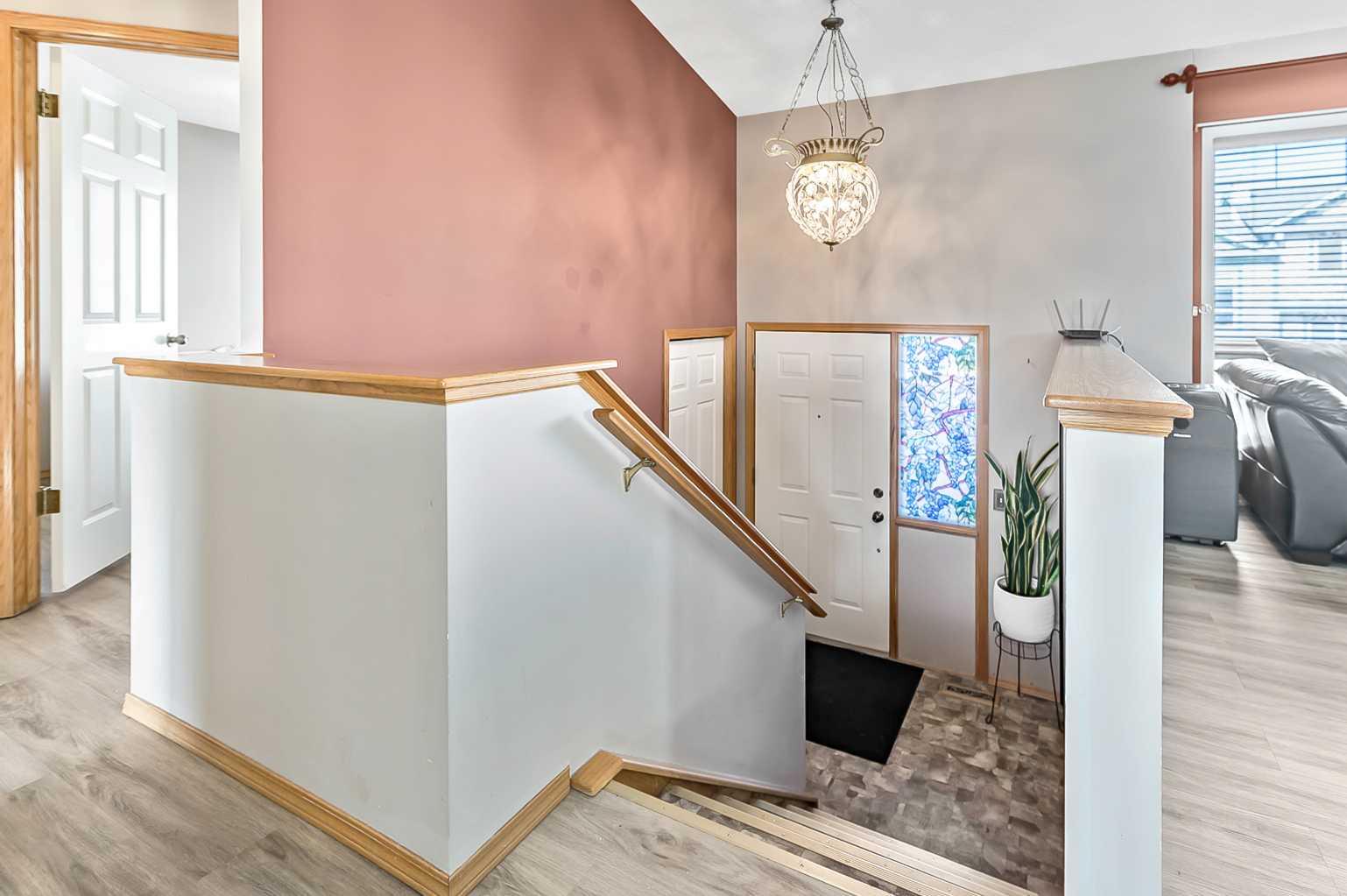 196 Erin Meadow Way SE