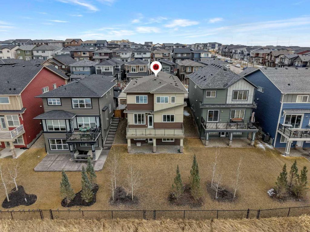 Photo of 81 Carringvue Manor NW, Calgary, AB T3P 1L7 (MLS # A2296085)
