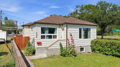 Photo of 5928 51 Avenue, Red Deer, AB T4N 4H9 (MLS # A2343847)